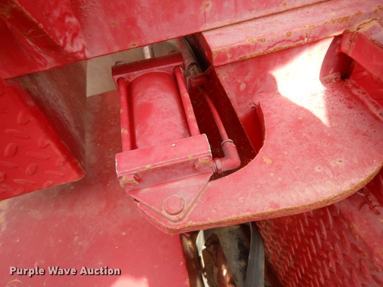 image for item DM6282 2007 Mack CHN613  semi truck