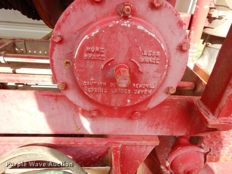 image for item DM6282 2007 Mack CHN613  semi truck