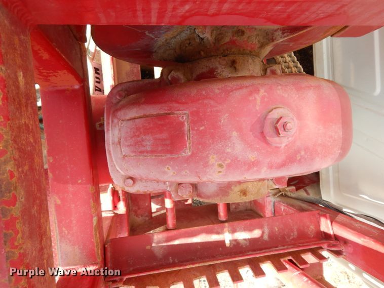 image for item DM6282 2007 Mack CHN613  semi truck