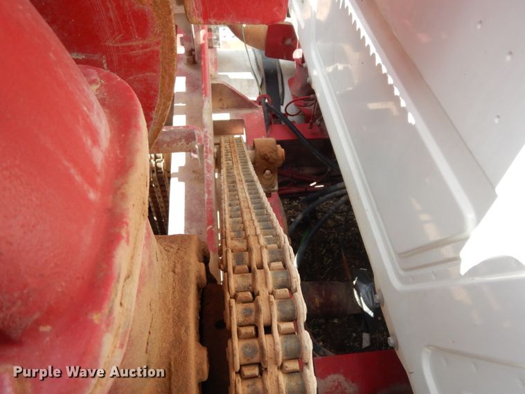 image for item DM6282 2007 Mack CHN613  semi truck