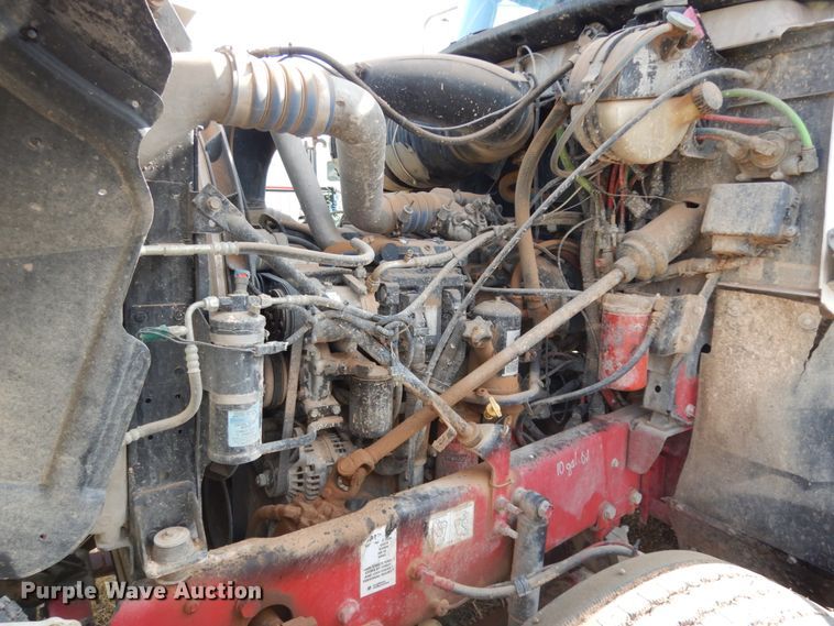 image for item DM6282 2007 Mack CHN613  semi truck