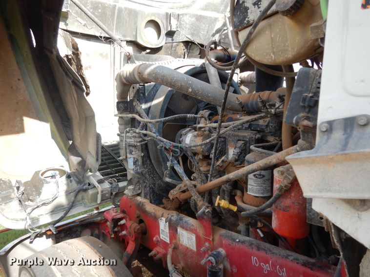 image for item DM6282 2007 Mack CHN613  semi truck