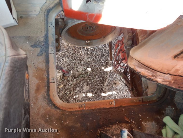 image for item DM6282 2007 Mack CHN613  semi truck