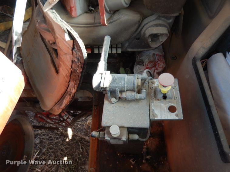 image for item DM6282 2007 Mack CHN613  semi truck