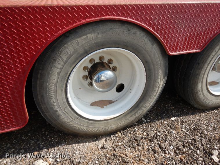 image for item DM6282 2007 Mack CHN613  semi truck