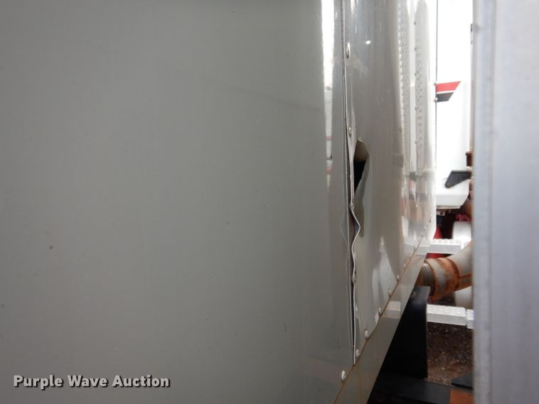 image for item DM6283 1996 International 8200  semi truck