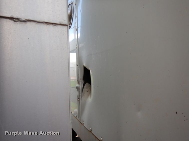 image for item DM6283 1996 International 8200  semi truck