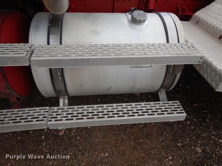 image for item DM6284 2007 Mack CT713  semi truck