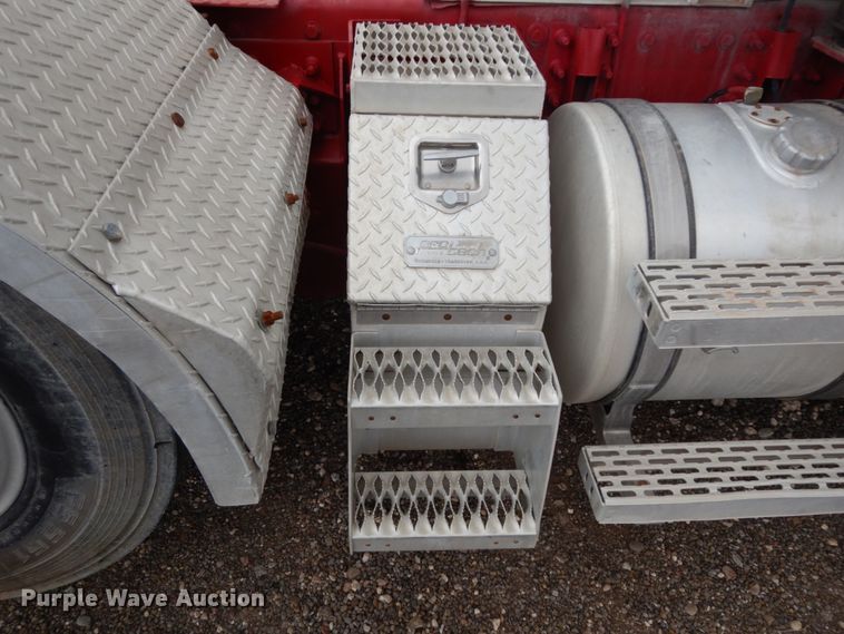 image for item DM6284 2007 Mack CT713  semi truck