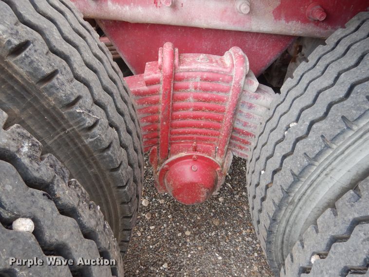 image for item DM6284 2007 Mack CT713  semi truck