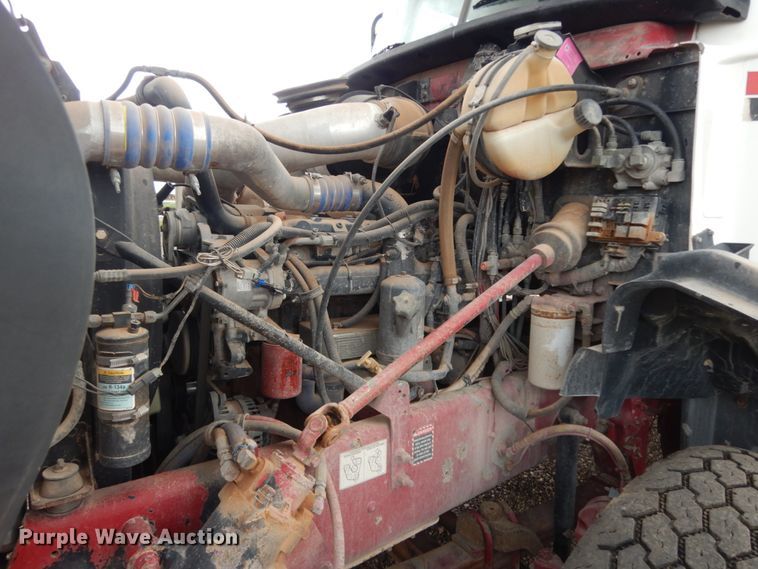 image for item DM6284 2007 Mack CT713  semi truck