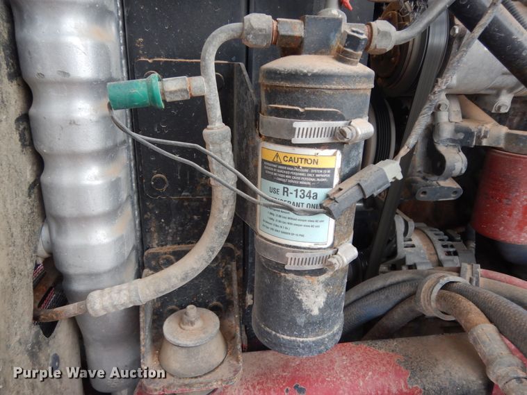 image for item DM6284 2007 Mack CT713  semi truck