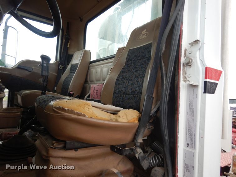 image for item DM6284 2007 Mack CT713  semi truck