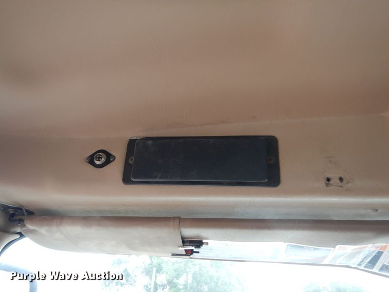 image for item DM6284 2007 Mack CT713  semi truck