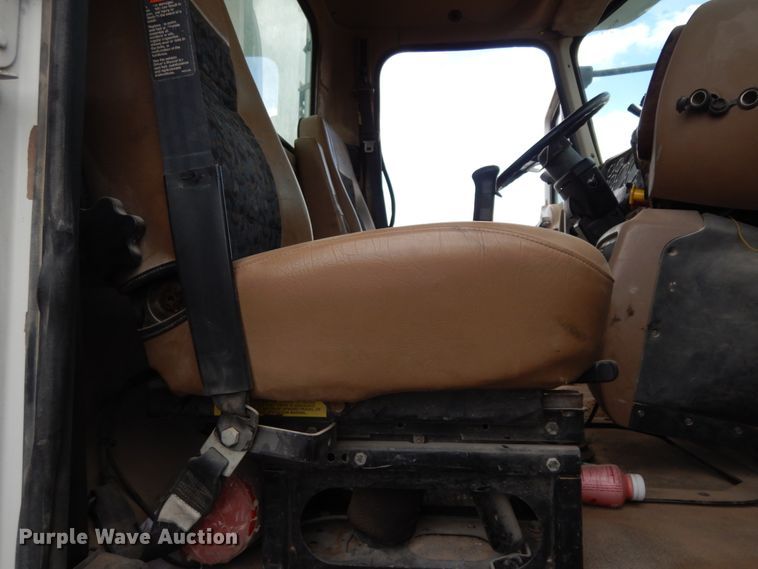 image for item DM6284 2007 Mack CT713  semi truck