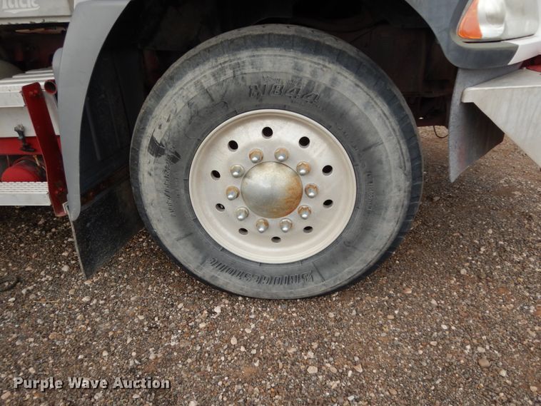 image for item DM6284 2007 Mack CT713  semi truck