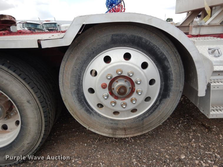 image for item DM6284 2007 Mack CT713  semi truck