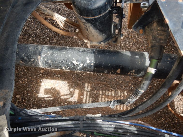 image for item DM6286 2007 Mack CHN613  semi truck