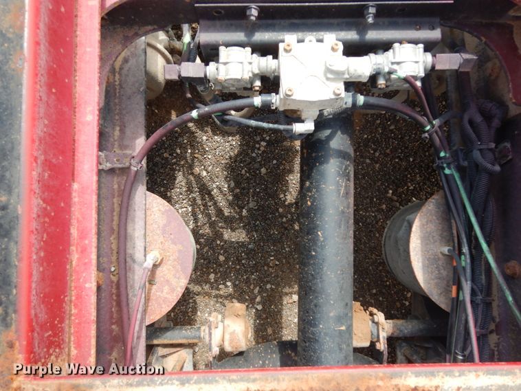 image for item DM6286 2007 Mack CHN613  semi truck