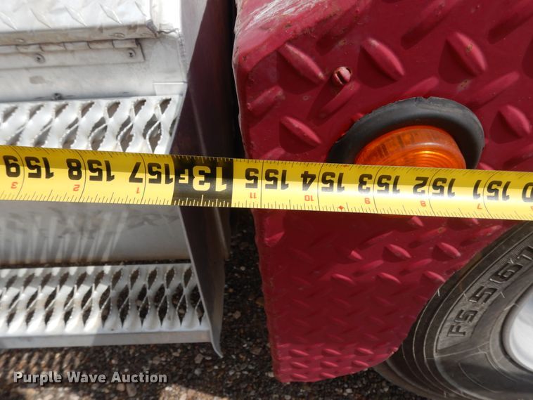 image for item DM6286 2007 Mack CHN613  semi truck