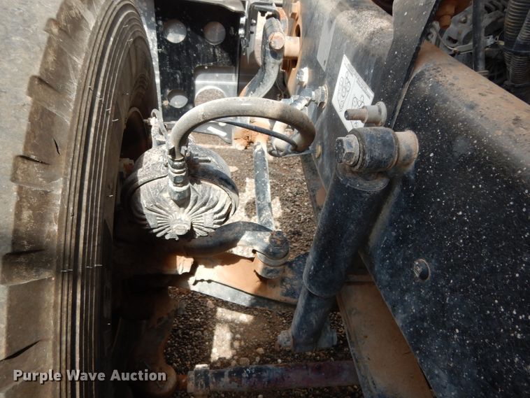 image for item DM6286 2007 Mack CHN613  semi truck