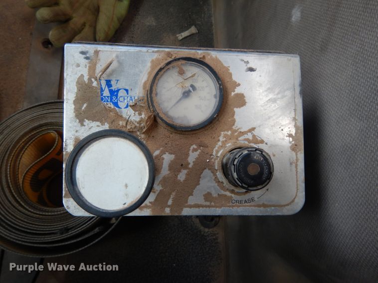 image for item DM6286 2007 Mack CHN613  semi truck