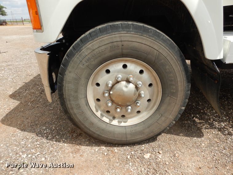 image for item DM6286 2007 Mack CHN613  semi truck