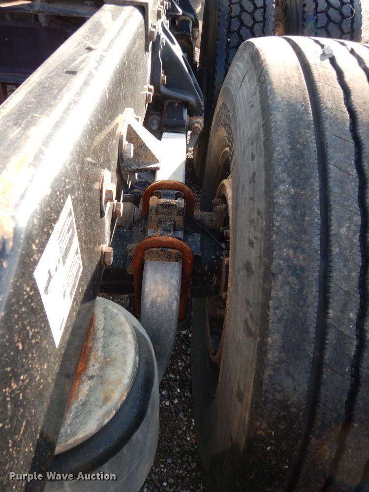 image for item DM6289 2006 Peterbilt 379  semi truck