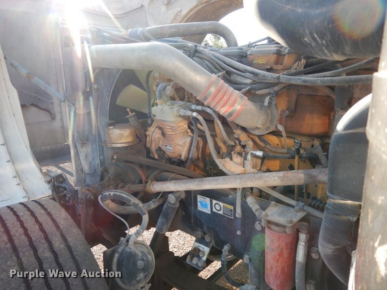 image for item DM6289 2006 Peterbilt 379  semi truck