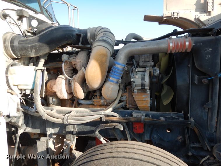 image for item DM6289 2006 Peterbilt 379  semi truck