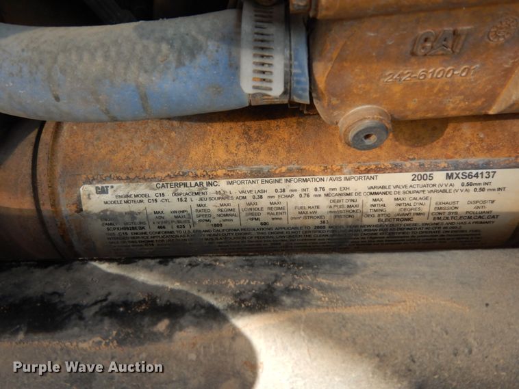 image for item DM6289 2006 Peterbilt 379  semi truck