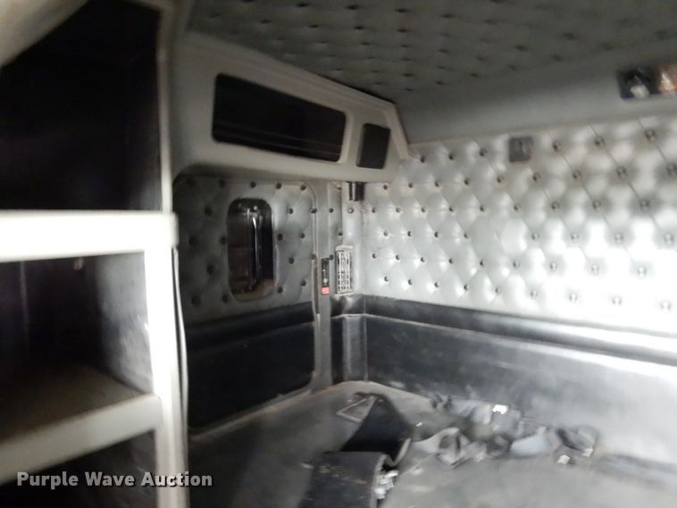 image for item DM6289 2006 Peterbilt 379  semi truck