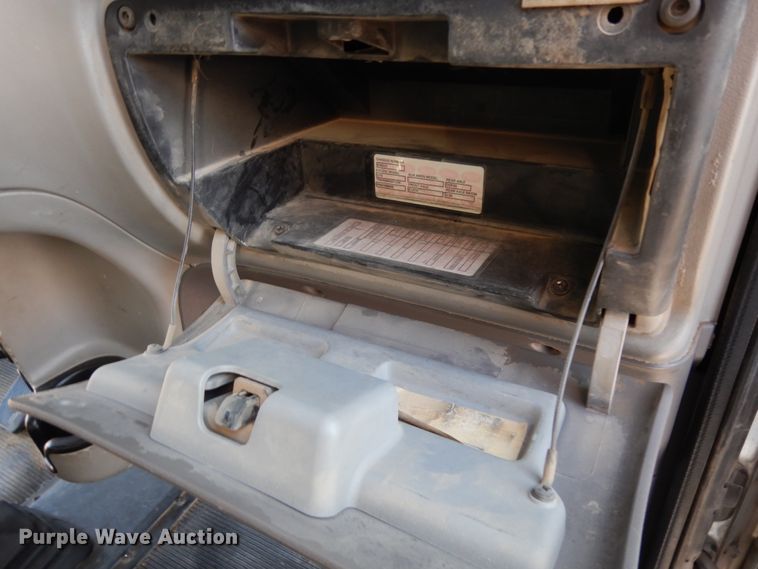 image for item DM6289 2006 Peterbilt 379  semi truck