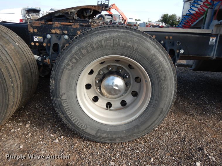 image for item DM6289 2006 Peterbilt 379  semi truck