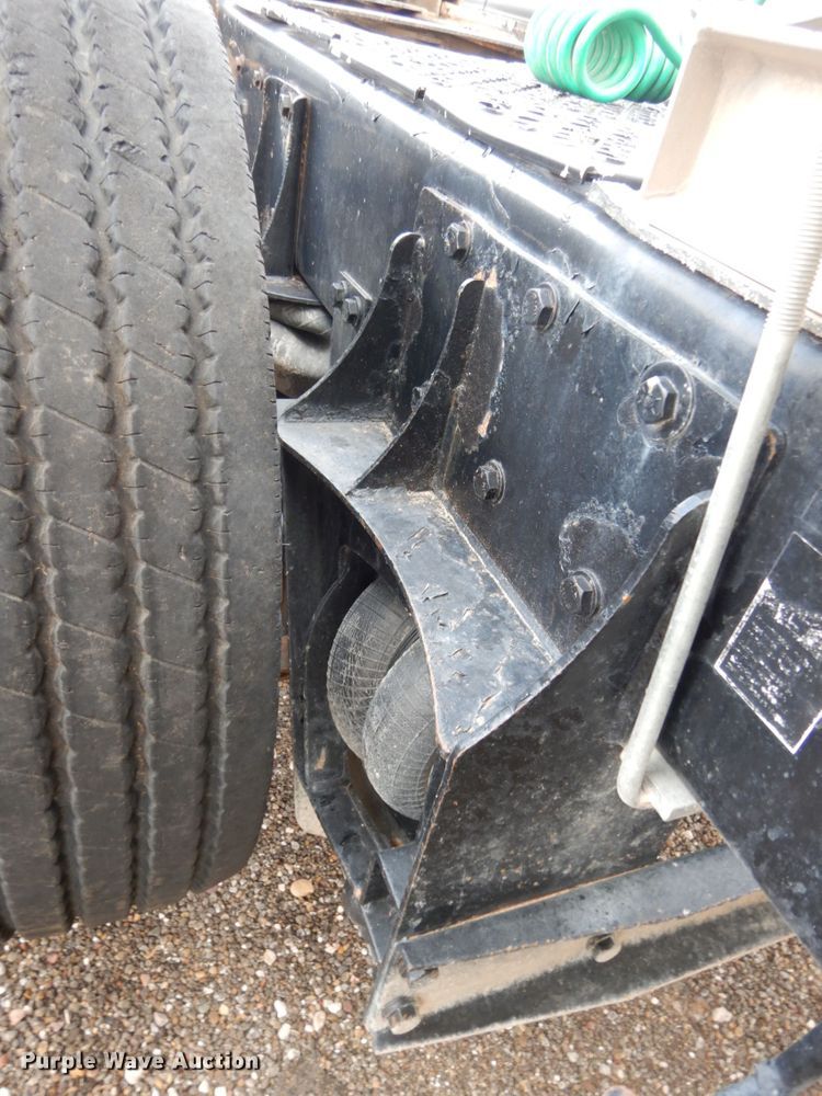 image for item DM6290 2000 Kenworth W900  semi truck