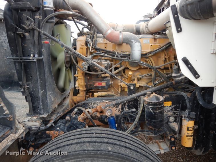 image for item DM6290 2000 Kenworth W900  semi truck