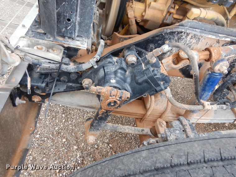 image for item DM6290 2000 Kenworth W900  semi truck