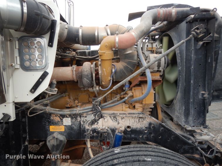 image for item DM6290 2000 Kenworth W900  semi truck