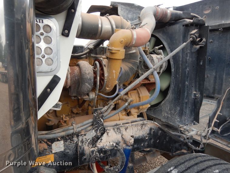 image for item DM6290 2000 Kenworth W900  semi truck