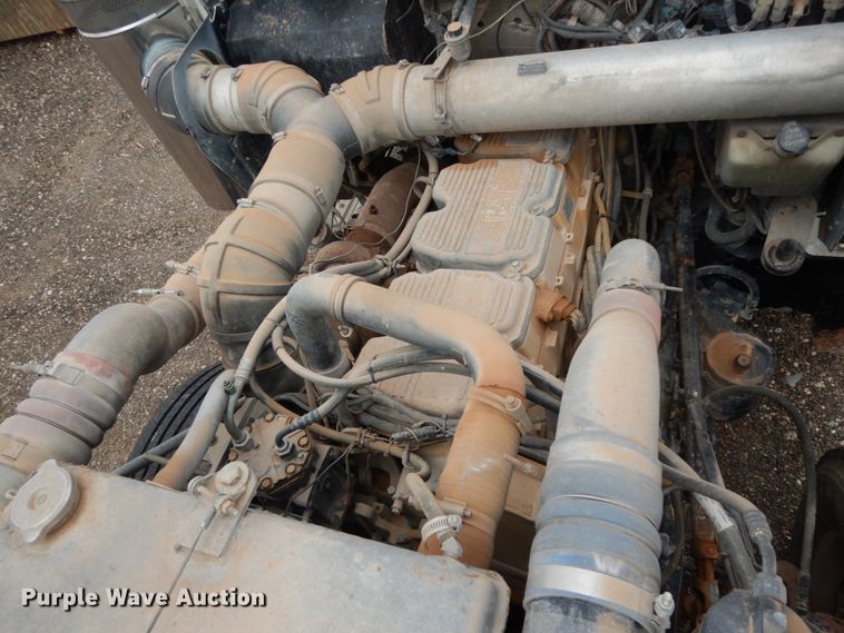 image for item DM6290 2000 Kenworth W900  semi truck