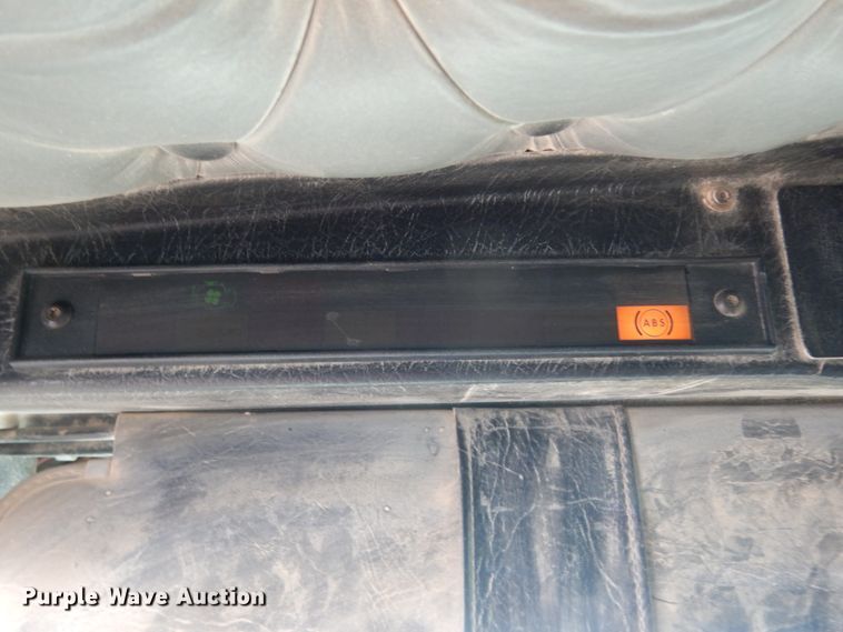 image for item DM6290 2000 Kenworth W900  semi truck