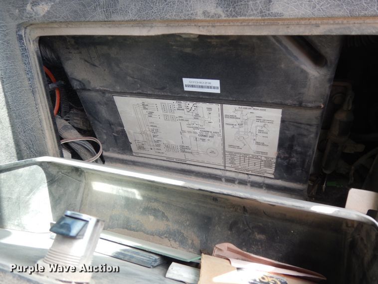 image for item DM6290 2000 Kenworth W900  semi truck