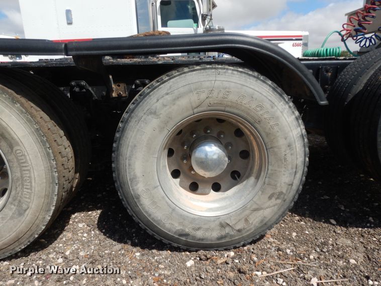 image for item DM6290 2000 Kenworth W900  semi truck