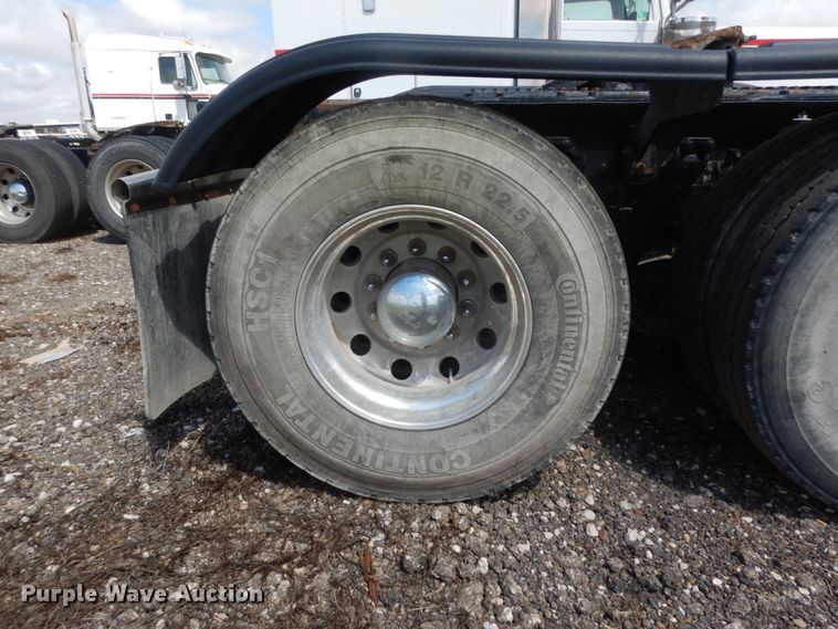 image for item DM6290 2000 Kenworth W900  semi truck