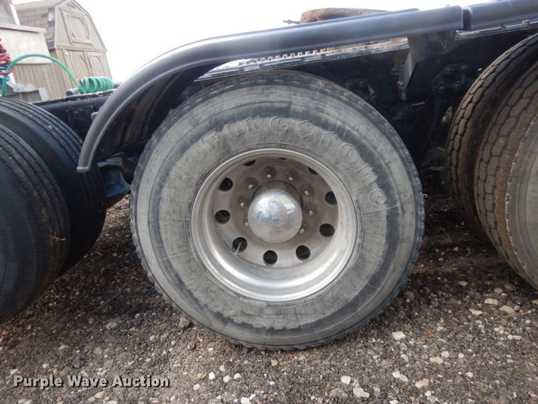 image for item DM6290 2000 Kenworth W900  semi truck