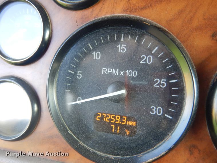 image for item FI9153 2007 Peterbilt 386  semi truck