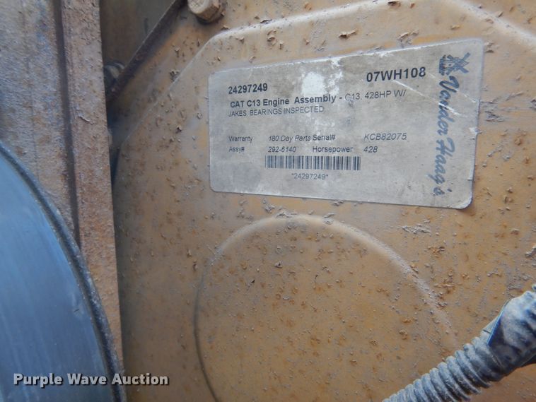 image for item FI9153 2007 Peterbilt 386  semi truck