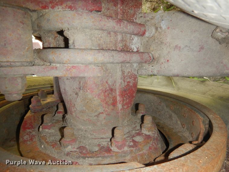 image for item FI9153 2007 Peterbilt 386  semi truck