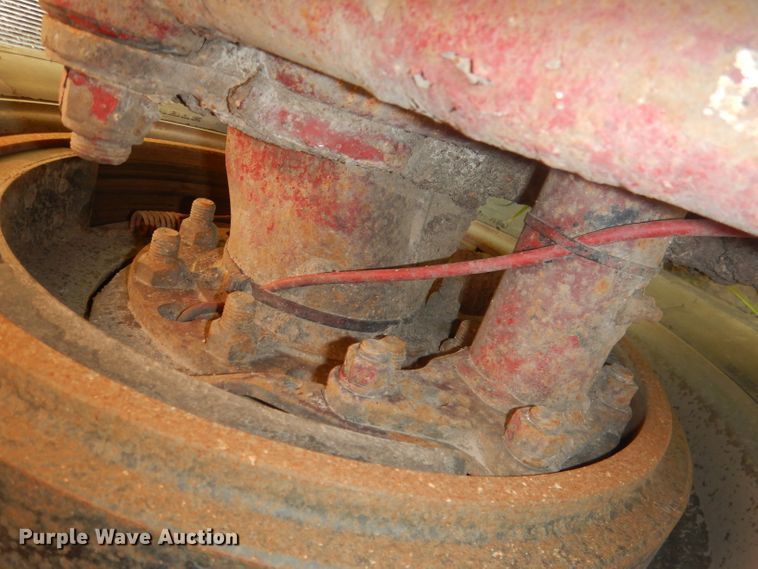 image for item FI9153 2007 Peterbilt 386  semi truck