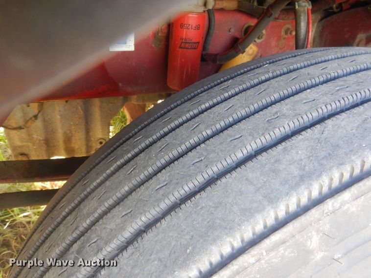 image for item FI9153 2007 Peterbilt 386  semi truck